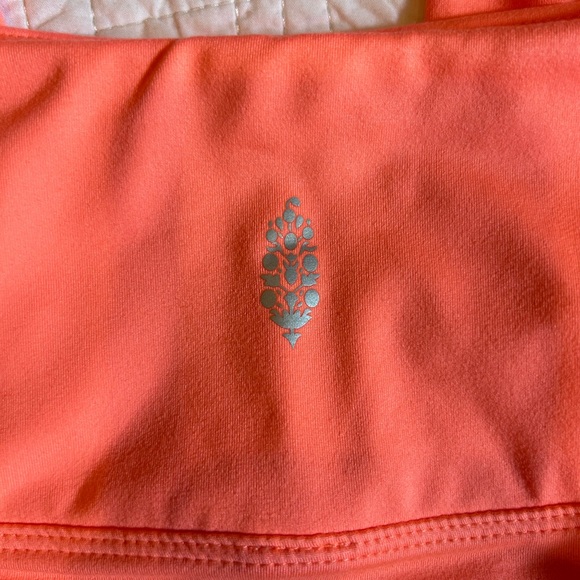 NWOT FREE PEOPLE movement very Prairie leggings in papaya punch size small - Picture 6 of 6